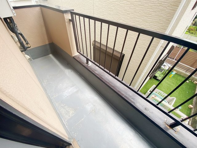 佐藤ビルのバルコニー