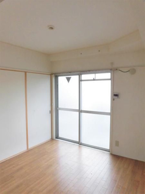 【居間・リビング】 | 大蔵ビル