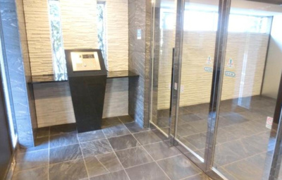 【エントランス】 | プレール・ドゥーク新宿中落合