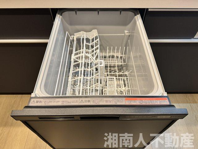 鎌倉市稲村ケ崎５丁目７７１－４４新築戸建のキッチン|コンパクトなキッチンで掃除もラクラク