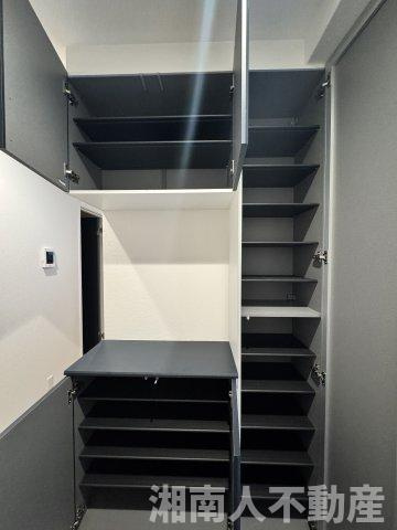 鎌倉市稲村ケ崎５丁目７７１－４４新築戸建の収納|たっぷりとした収納スペースです
