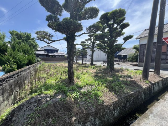 八代市千丁町新牟田の外観