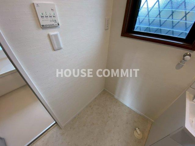 八街市吉倉　中古戸建のランドリースペース