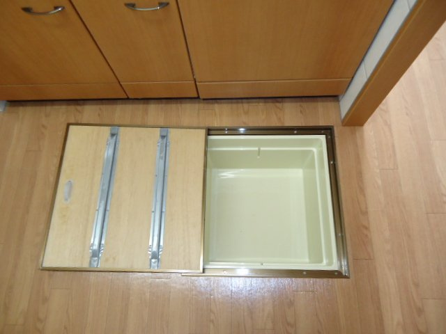 サンクチュアリⅤの収納|床下収納