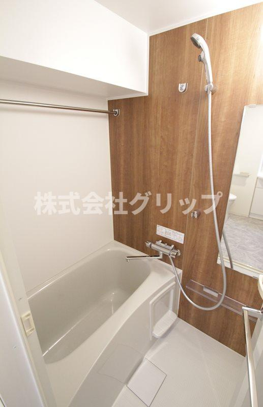 スパシエ東神奈川の浴室
