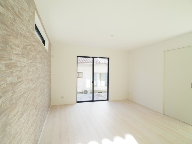 【居間・リビング】 | ＧＲＡＦＡＲＥ　町庭坂字一本杉　１号棟 | ★内覧予約で新米4kg★