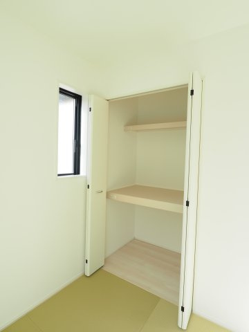 【収納】 | ＧＲＡＦＡＲＥ　町庭坂字一本杉　１号棟 | ★内覧予約で新米4kg★