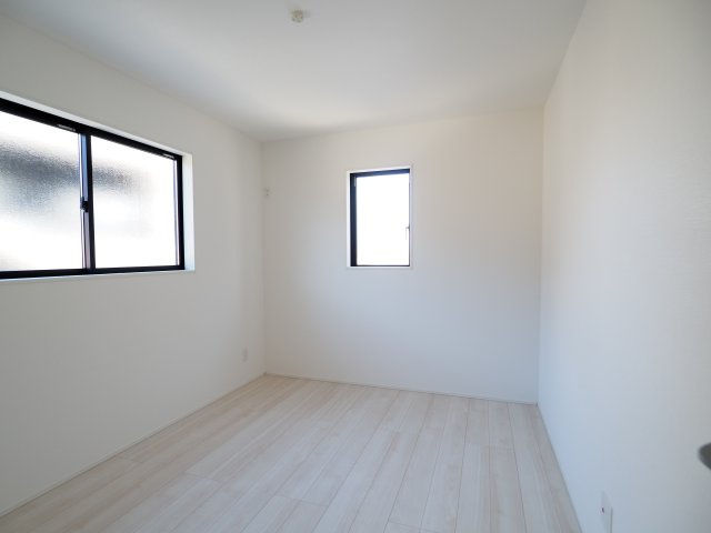 【洋室】 | ＧＲＡＦＡＲＥ　町庭坂字一本杉　１号棟 | ★内覧予約で新米4kg★