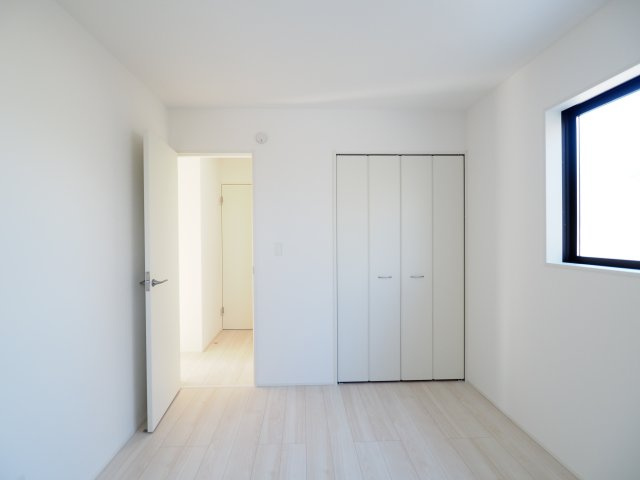 【洋室】 | ＧＲＡＦＡＲＥ　町庭坂字一本杉　１号棟 | ★内覧予約で新米4kg★