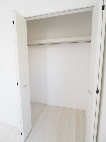 【収納】 | ＧＲＡＦＡＲＥ　町庭坂字一本杉　１号棟 | ★内覧予約で新米4kg★