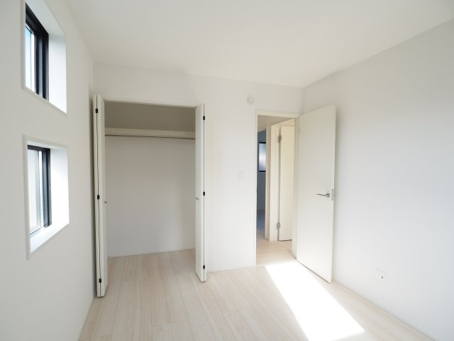 【洋室】 | ＧＲＡＦＡＲＥ　町庭坂字一本杉　１号棟 | ★内覧予約で新米4kg★