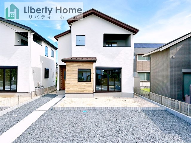 ひたちなか市武田1期　新築戸建　2号棟の外観|ご予約をいただければ、『平日の空いた時間』『周辺物件まとめて見たい』『1件だけ見たい』ももちろん可能です♪
お気軽にお問合せください♪