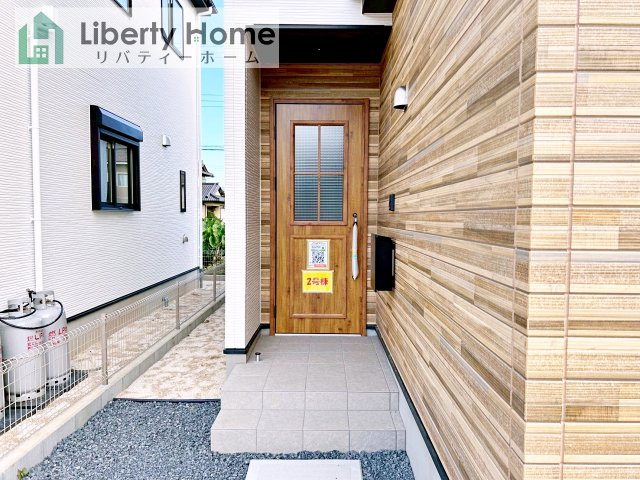 ひたちなか市武田1期　新築戸建　2号棟のエントランス