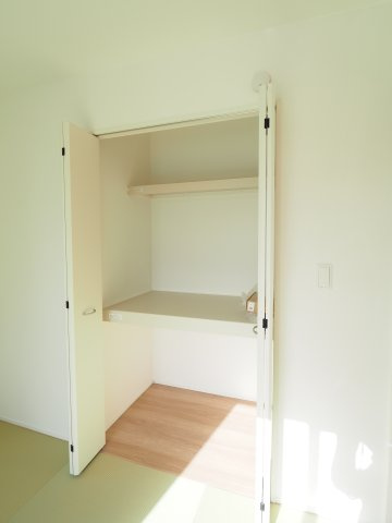 【収納】 | ＧＲＡＦＡＲＥ　町庭坂字一本杉　２号棟 | ★内覧予約で新米4kg★