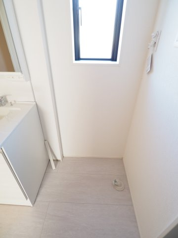 【ランドリースペース】 | ＧＲＡＦＡＲＥ　町庭坂字一本杉　２号棟 | ★内覧予約で新米4kg★