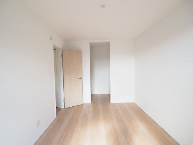 【洋室】 | ＧＲＡＦＡＲＥ　町庭坂字一本杉　２号棟 | ★内覧予約で新米4kg★