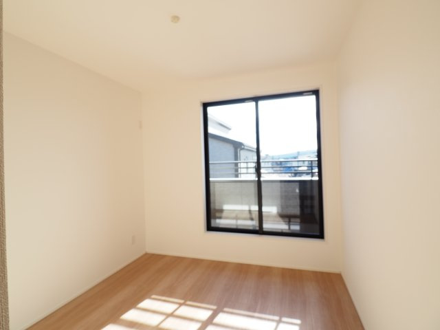 【洋室】 | ＧＲＡＦＡＲＥ　町庭坂字一本杉　２号棟 | ★内覧予約で新米4kg★