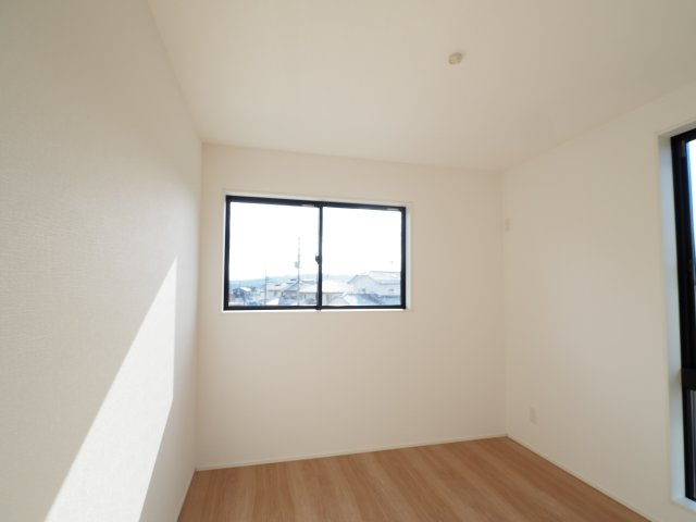 【洋室】 | ＧＲＡＦＡＲＥ　町庭坂字一本杉　２号棟 | ★内覧予約で新米4kg★