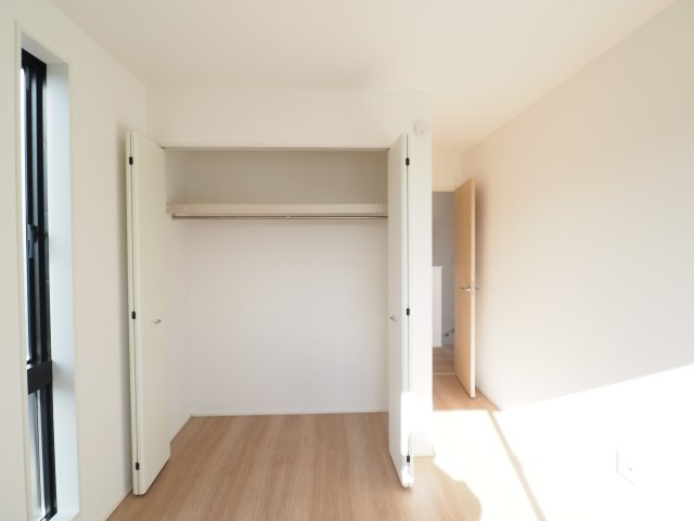 【収納】 | ＧＲＡＦＡＲＥ　町庭坂字一本杉　２号棟 | ★内覧予約で新米4kg★