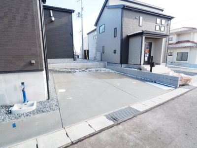 【駐車場】 | ＧＲＡＦＡＲＥ　町庭坂字一本杉　２号棟 | ★内覧予約で新米2kg★