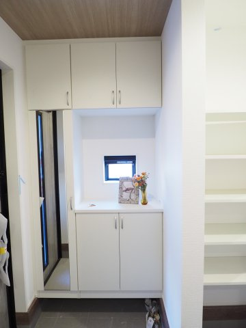 【収納】 | ＧＲＡＦＡＲＥ　町庭坂字一本杉　３号棟 | ★内覧予約で新米4kg★