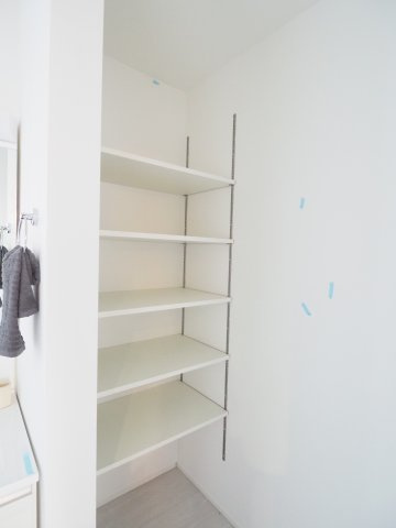 【収納】 | ＧＲＡＦＡＲＥ　町庭坂字一本杉　３号棟 | ★内覧予約で新米4kg★