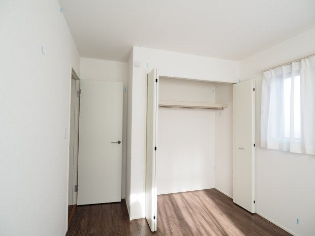 【洋室】 | ＧＲＡＦＡＲＥ　町庭坂字一本杉　３号棟 | ★内覧予約で新米4kg★