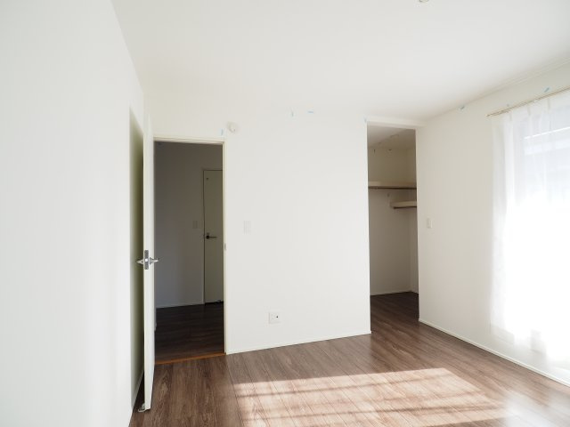 【洋室】 | ＧＲＡＦＡＲＥ　町庭坂字一本杉　３号棟 | ★内覧予約で新米4kg★