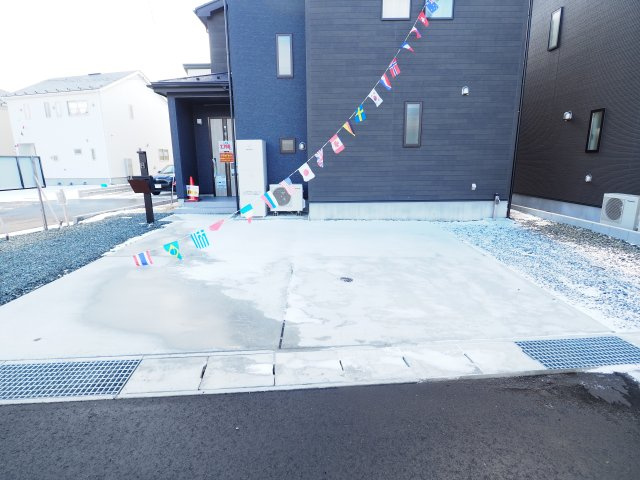 【駐車場】 | ＧＲＡＦＡＲＥ　町庭坂字一本杉　３号棟 | ★内覧予約で新米4kg★