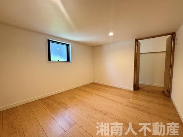 鎌倉市梶原３丁目１２６５－２９新築戸建ての洋室|コンパクトで使いやすい洋室です