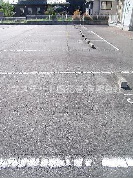 ブロッサムⅡの駐車場