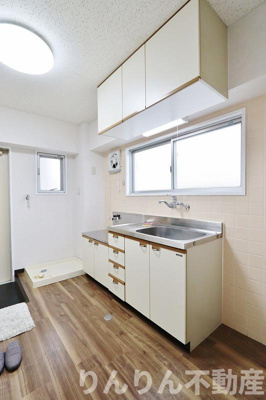 【キッチン】 | レジデンス北島 | コンパクトなキッチンで掃除もラクラク