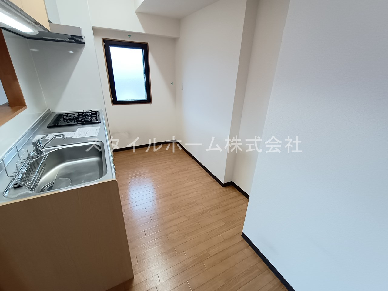 テイビービルの内装|別部屋写真です。