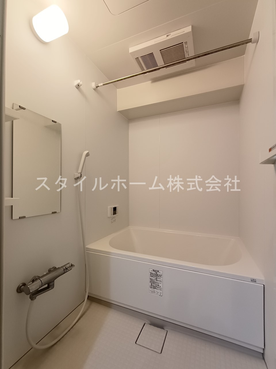 テイビービルの浴室|別部屋写真です。