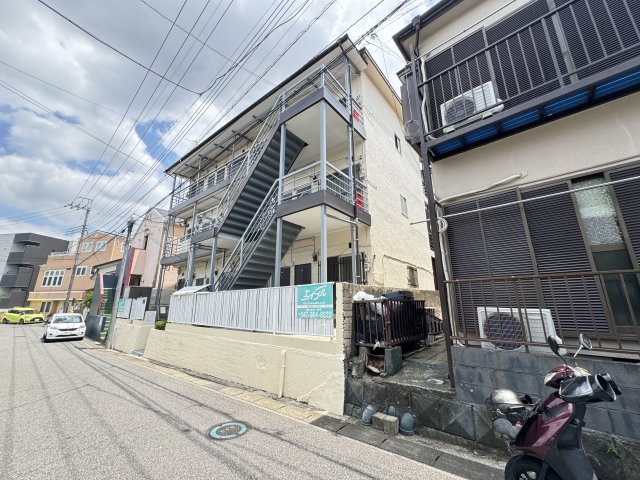 Bell Floraの外観
