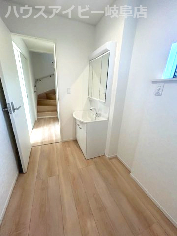 【独立洗面台】の画像