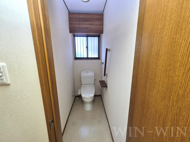 乗小路貸家のトイレ