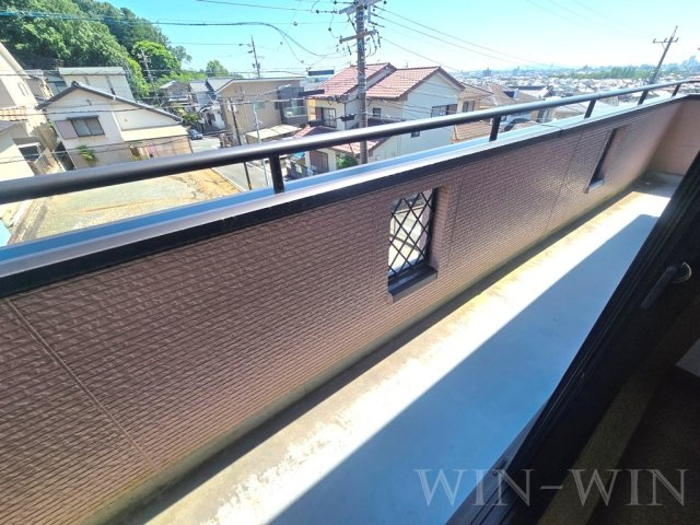 乗小路貸家のバルコニー