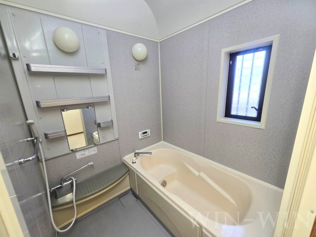 乗小路貸家の浴室