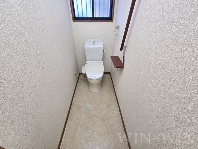 乗小路貸家のトイレ