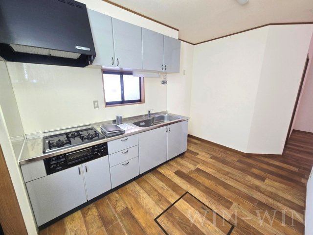 乗小路貸家のキッチン