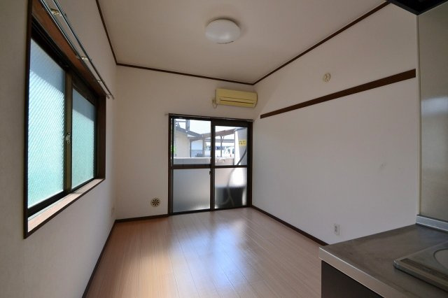 レジェンド庚午中の内装