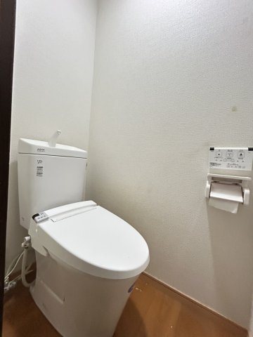 岡崎市鴨田町のトイレ