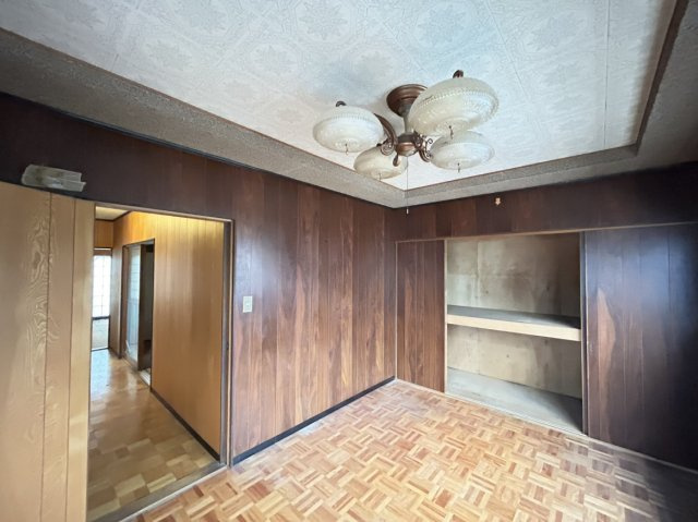 岡崎市鴨田町の洋室