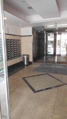 レジディア文京本郷Ⅱのエントランス