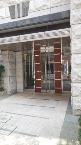 レジディア文京本郷Ⅱのエントランス