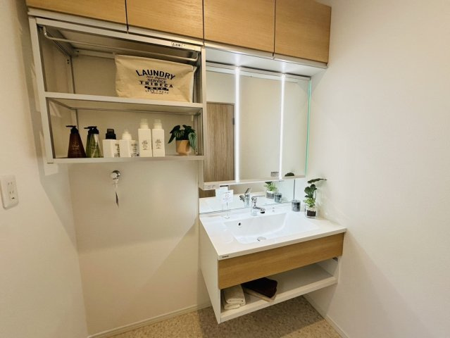 八幡西区浅川町の独立洗面台