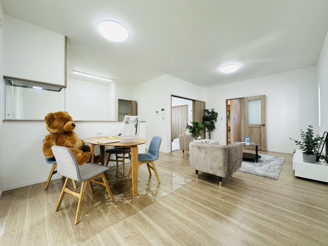 八幡西区浅川町の居間・リビング