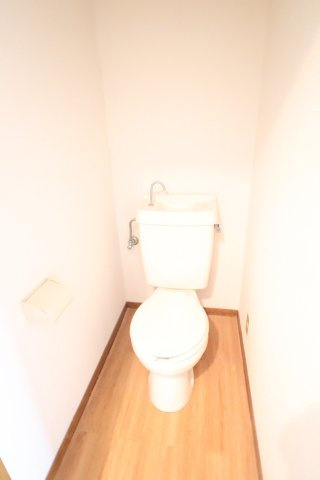 ルシール五番館のトイレ