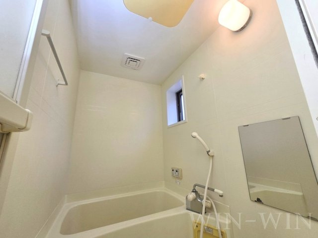 キャプリコーンエス Aの浴室